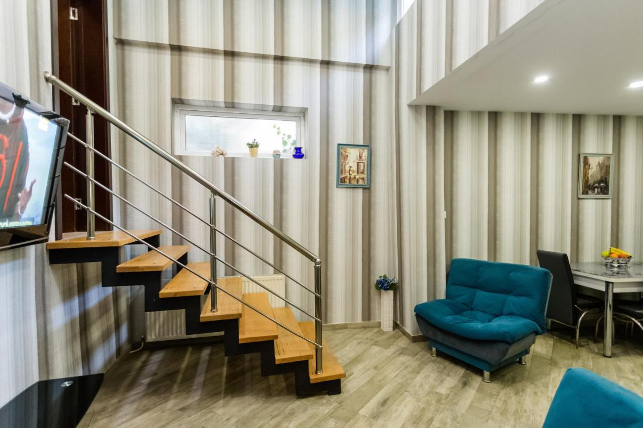 Rustaveli Two Bedroom Apartment With 5 Star Location 트빌리시 외부 사진
